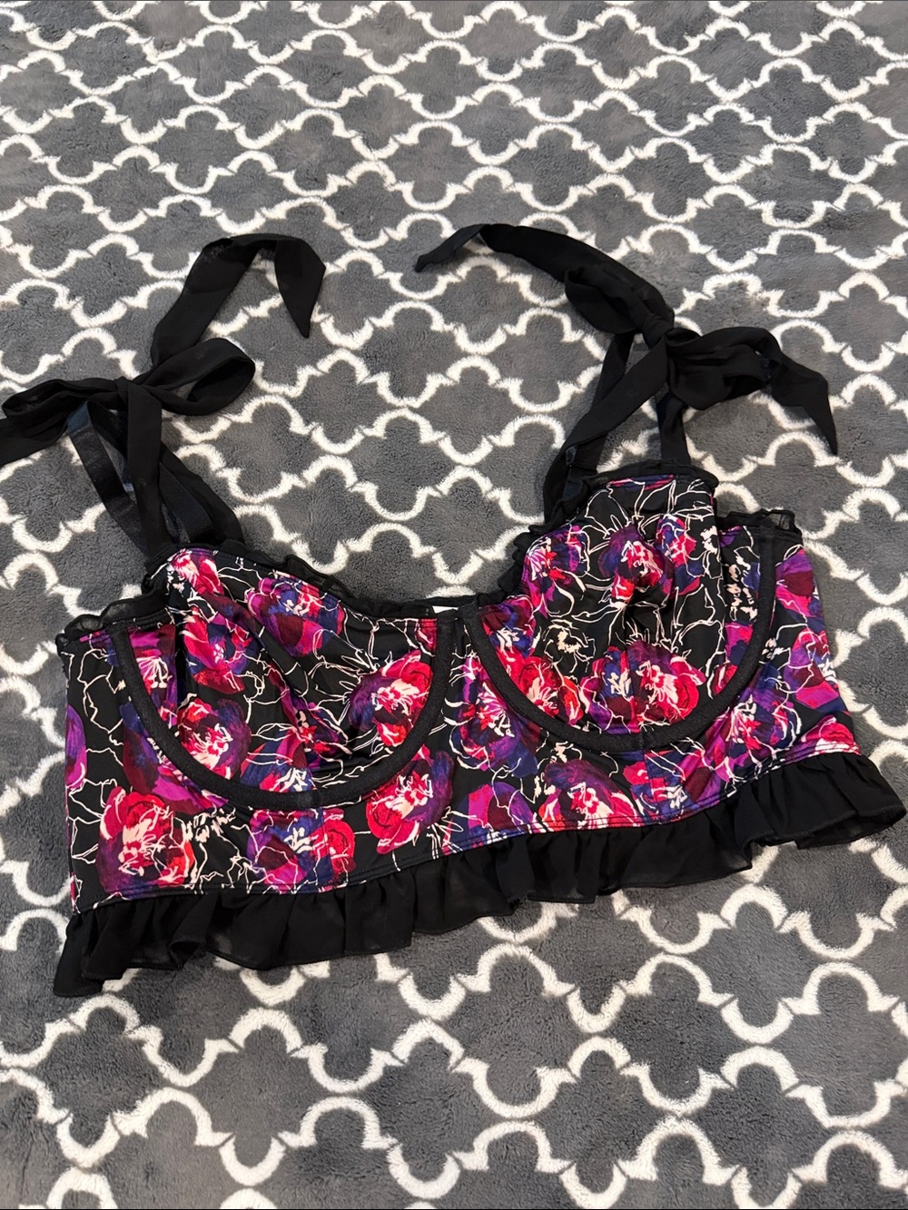 Floral Underwire Crop Bralette in Black & Pink